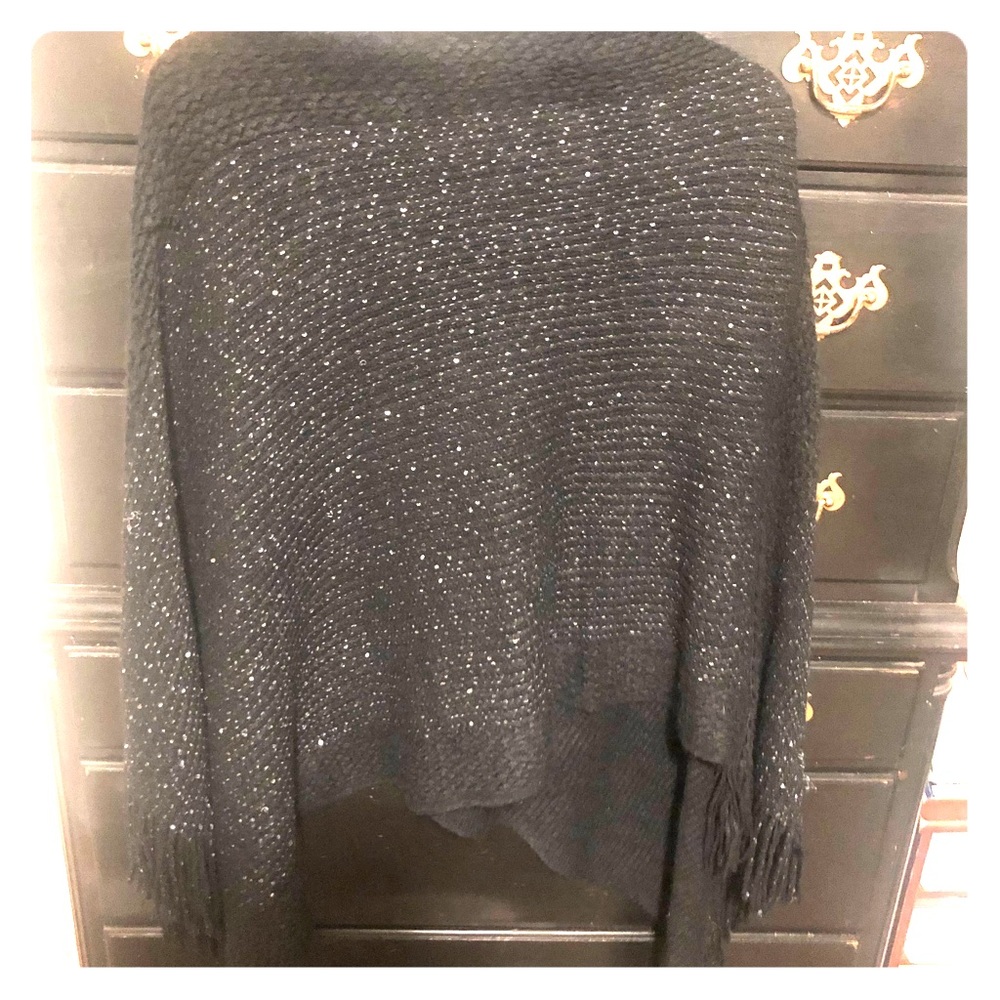 Black and silver sparkles poncho with tassels